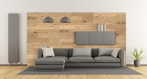 Open image in slideshow, Wohnzimmer mit grauem Sofa, die Wand verkleidet mit Eiche rough Paneelen
